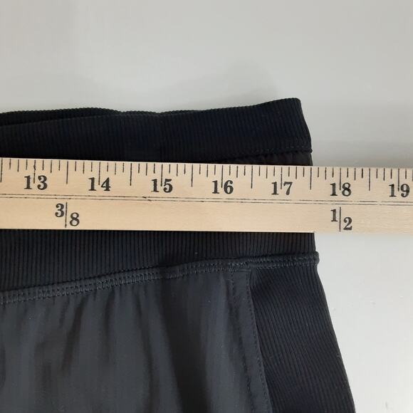 Lululemon Dance Studio Mid Rise Cropped Pants Black Womens 12 - Picture 8 of 11